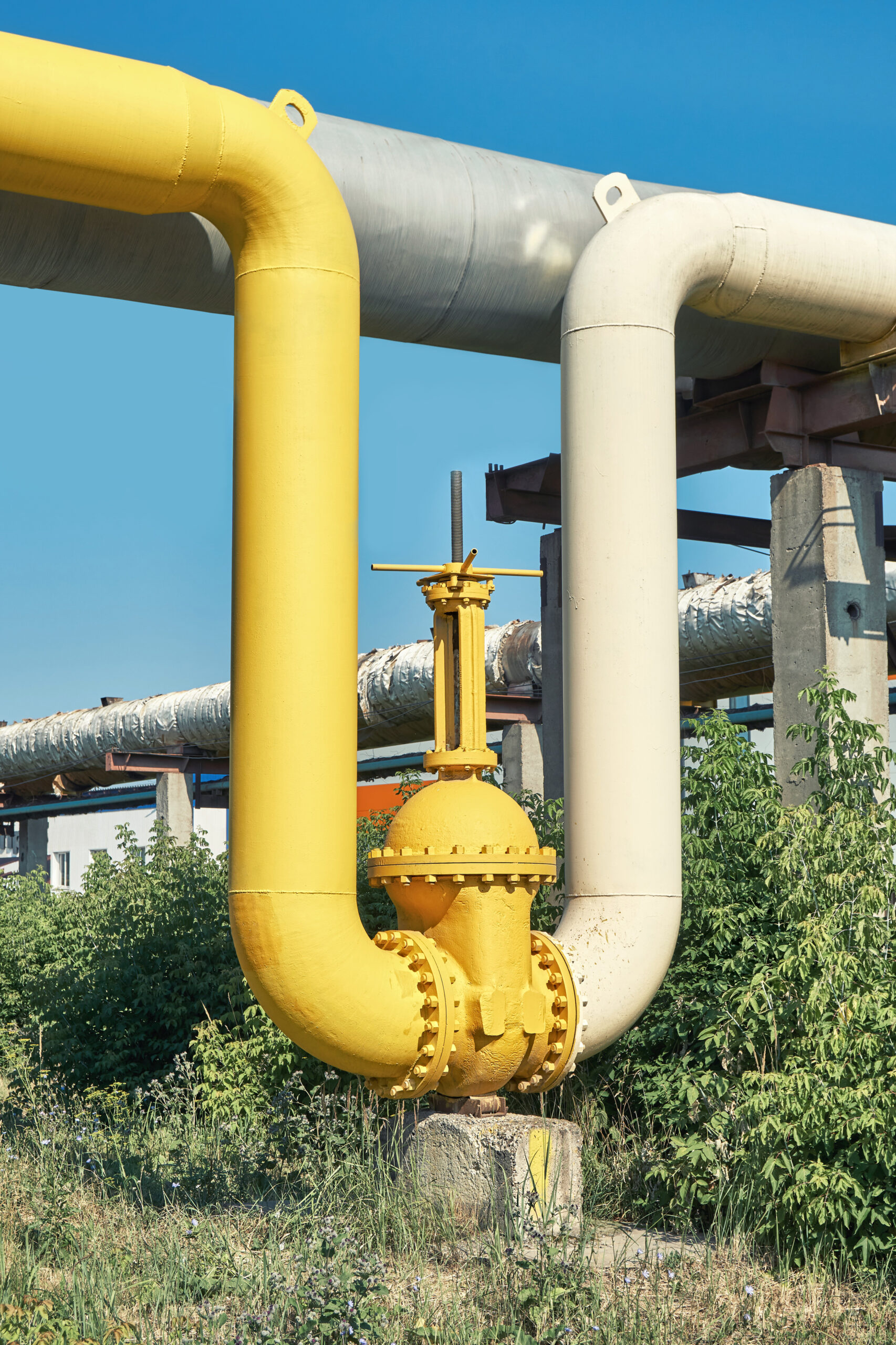 Large water shutoff valve with flanges and lever on pipeline